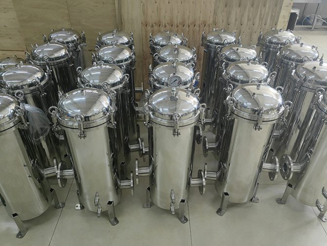 Small anti-scaling stainless steel water filter